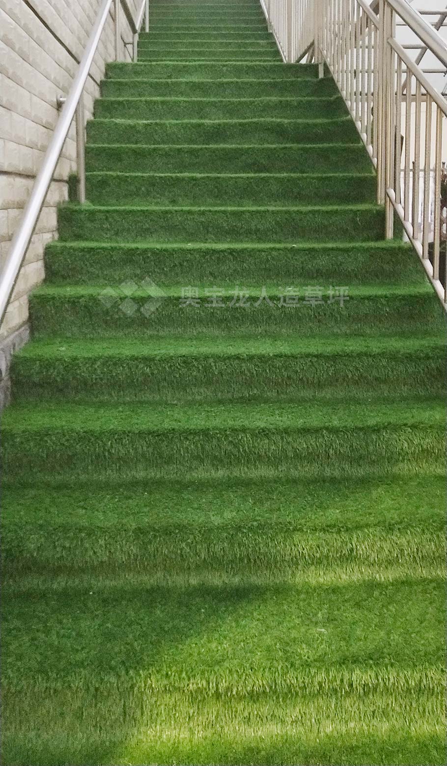 楼梯铺装人工草皮